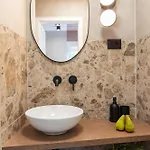 Bruno And Bruna - With Private Parking Apartment