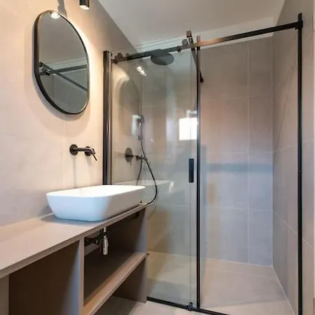 Bruno - With Private Parking Fiume