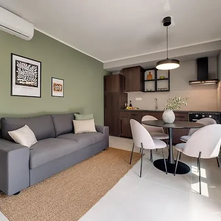 Apartment Bruno - With Private Parking Rijeka