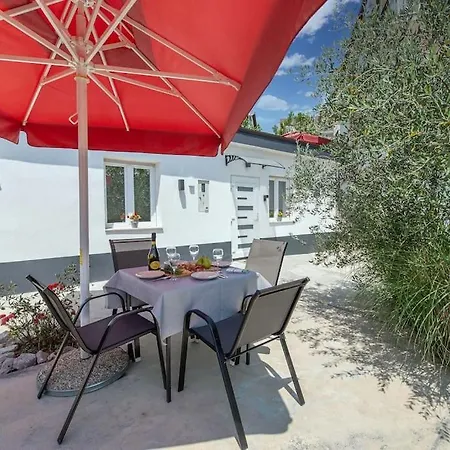 Appartamento Bruno - With Private Parking