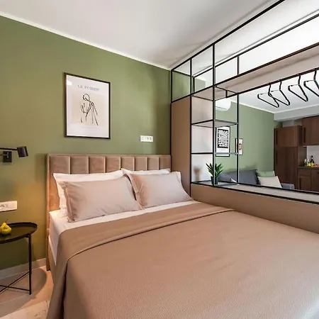 Apartment Bruno - With Private Parking