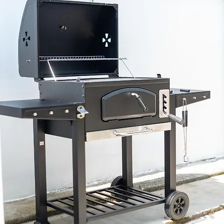 Bruno - With Private Parking アパート リエカ