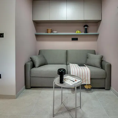 Daire Bruno And Bruna Studio Apartments - With Private Parking Rijeka