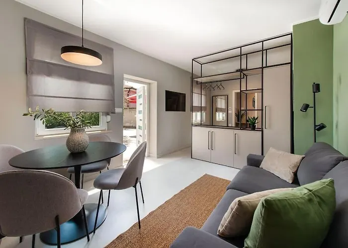 Bruno And Bruna Studio Apartments - With Private Parking