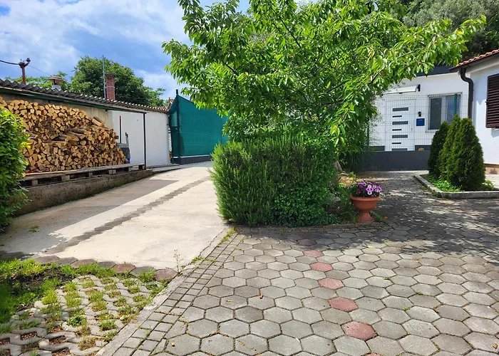 Bruno And Bruna - With Private Parking רייקה