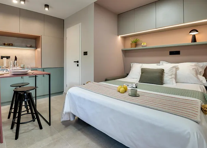 Bruno And Bruna Studio Apartments - With Private Parking Daire Rijeka