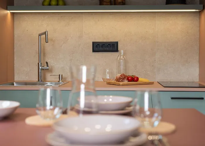 Bruno And Bruna - With Private Parking アパート リエカ