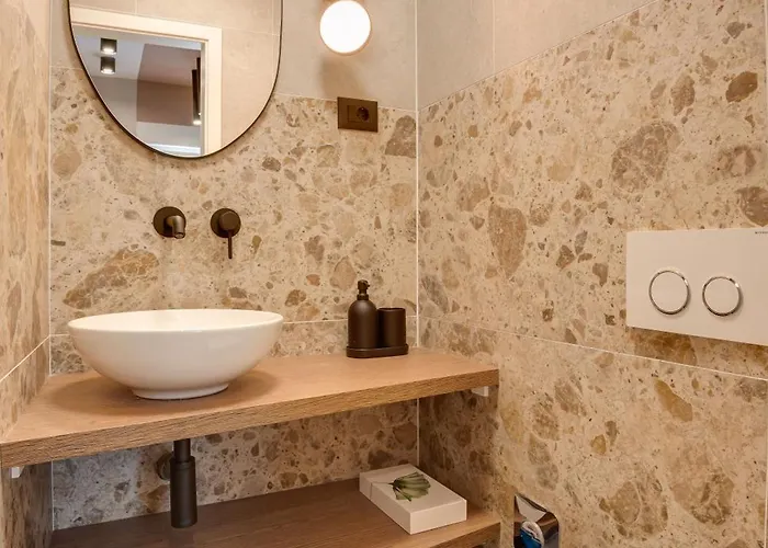 Bruno And Bruna Studio Apartments - With Private Parking * Rijeka